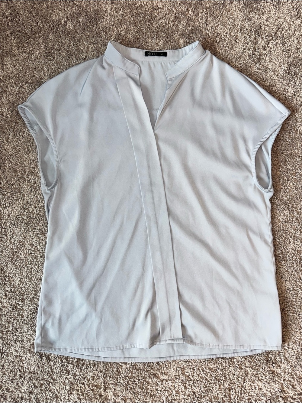 Women’s Medium MOTF Pale Gray Cap-Sleeve Mandarin Collar Blouse